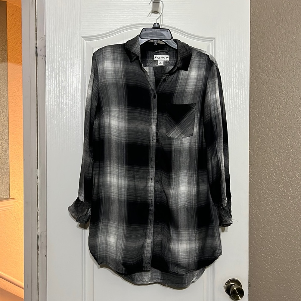 Gray/ Black Checkered Dress Shirt